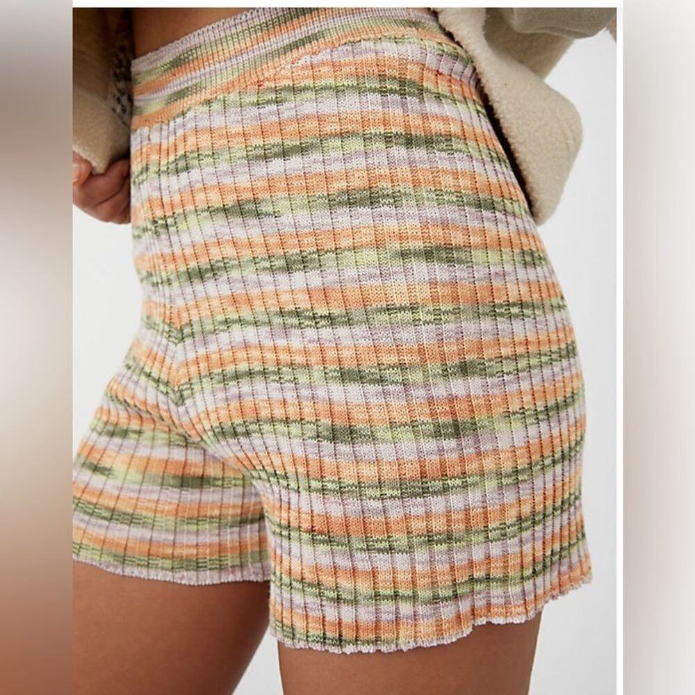 ANTHROPOLOGIE FREE PEOPLE AQUARIUS SWEATER SHORTS SIZE M
